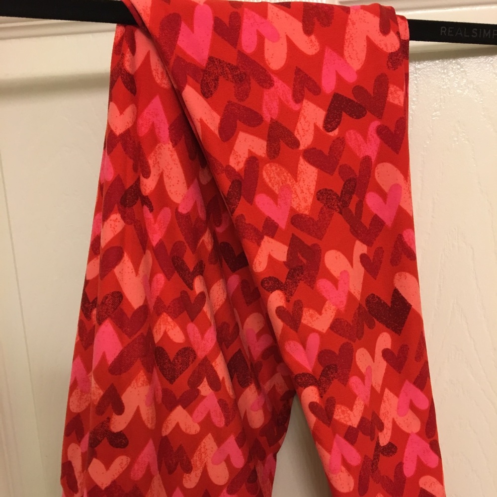 Lularoe One Size Valentine Leggings